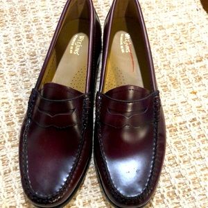 What!!! Weejuns bass shoes wonderful